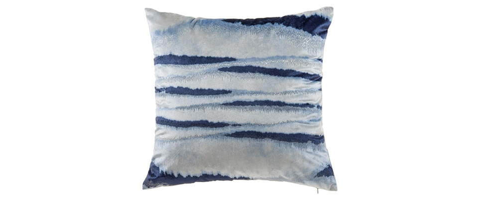 Yara Pillow CLOUD9 DESIGN Love Happens