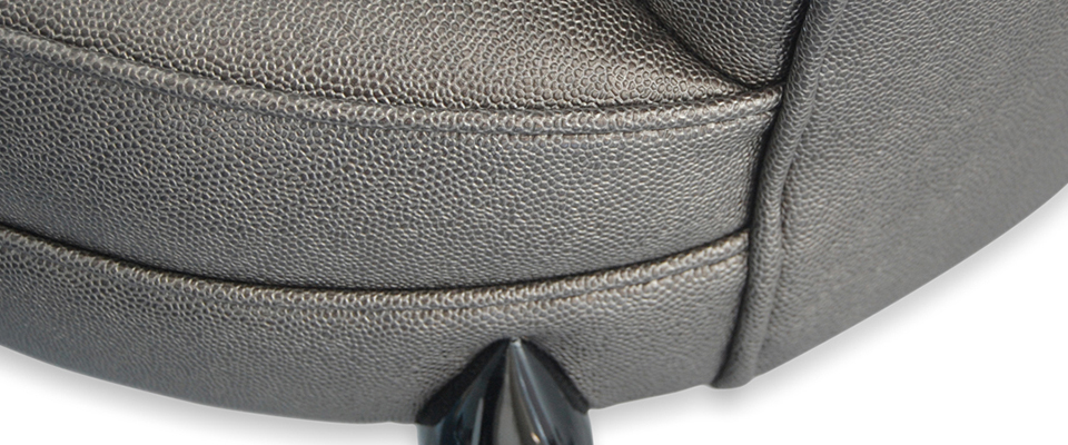 DÉLICE Armchair by Koket