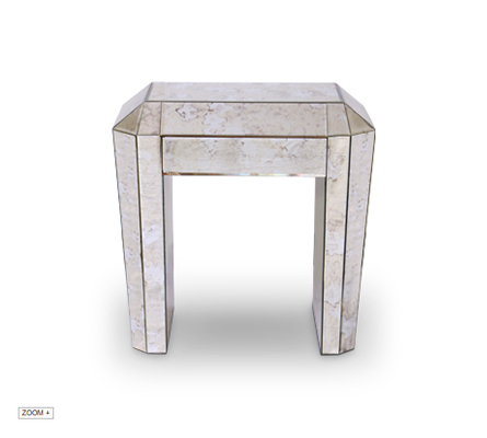 Tamara NightStand koket Love Happens