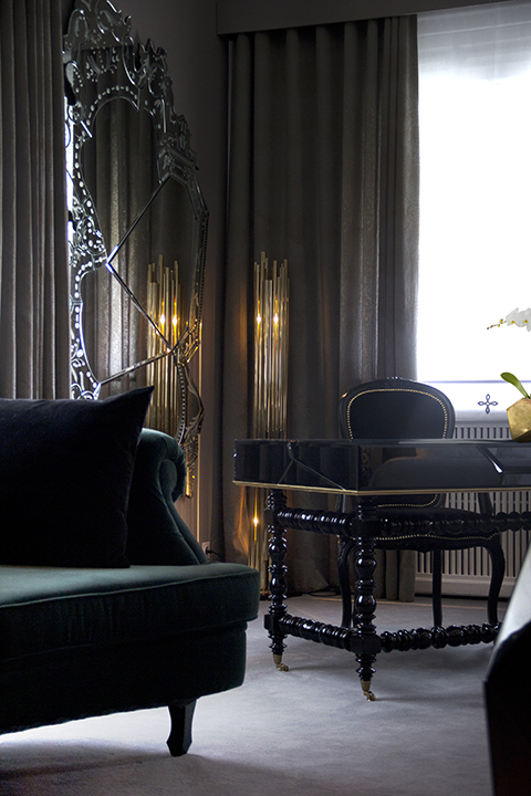 MANU DESK by Boca do Lobo