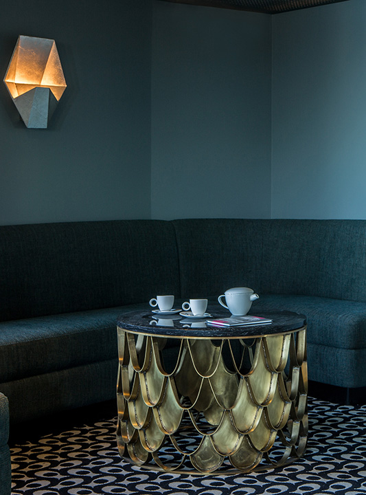 KOI CENTER TABLE by BRABBU