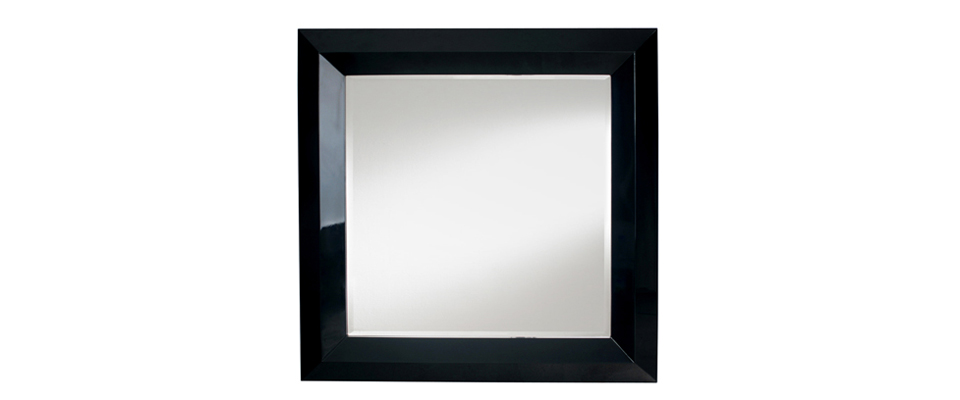 Bronx  Mirror  Boca Do Lobo Love Happens