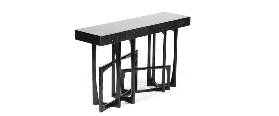 Metropolis Console  Boca Do Lobo Love Happens