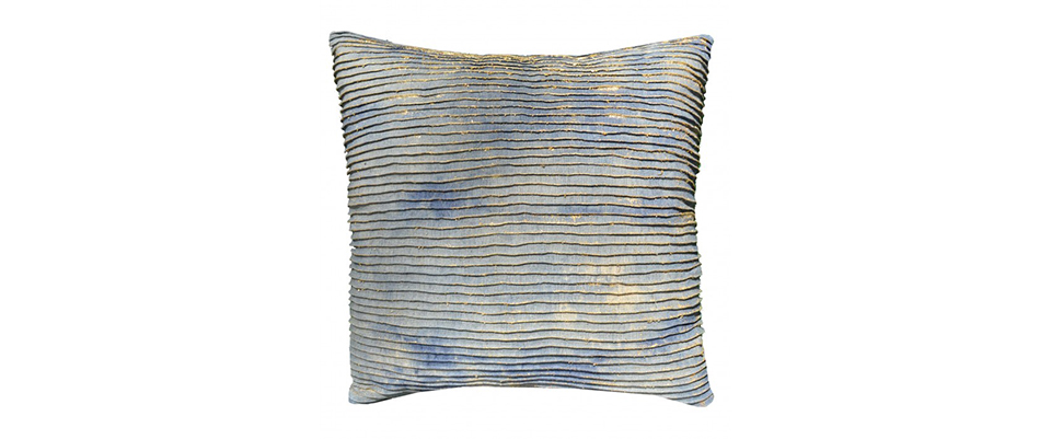 Char Pillow CLOUD9 DESIGN Love Happens