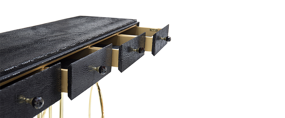 BURLESQUE Console Koket Love Happens